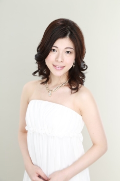 二期会準会員、千葉市音楽協会会員 谷口 彩子