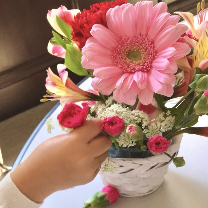 フラワーコーディネーター・フラワーアレンジメントインストラクター 萩原 李香