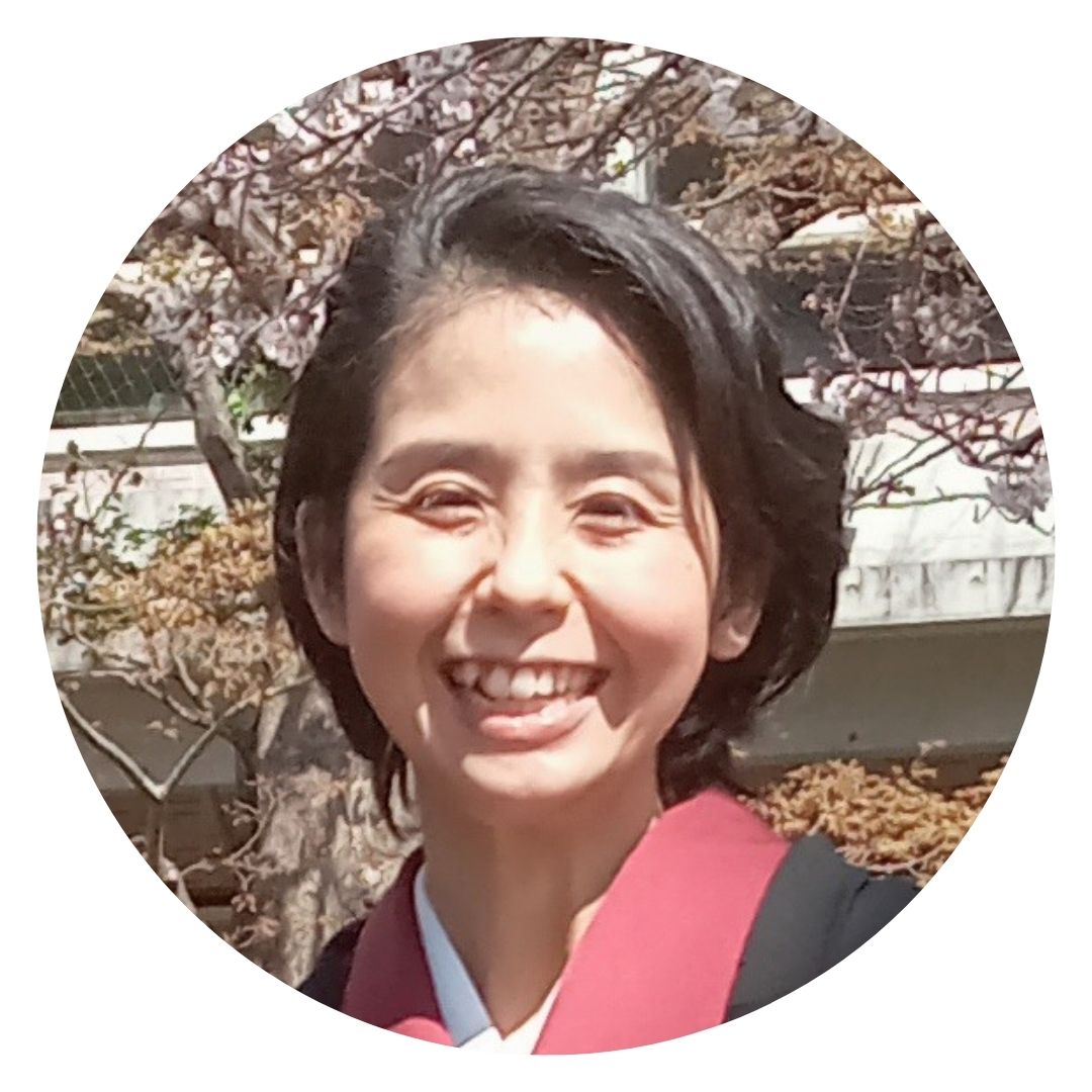 編み人?手編みのニット作家? AKARI